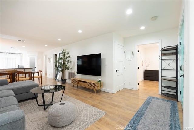 135 N Vendome Street, Los Angeles, CA 90026 — photo 10 of 40