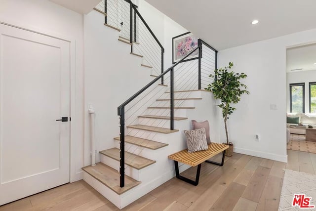 1015 S Tremaine Avenue, Los Angeles, CA 90019 — photo 12 of 55