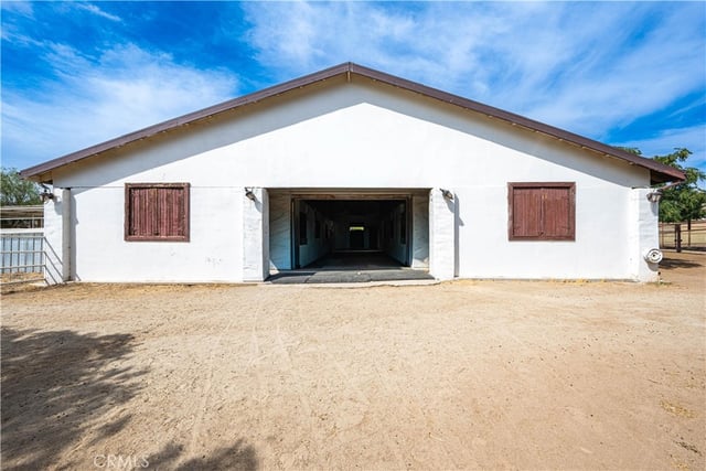 7227 Spigno Place, Agua Dulce, CA 91390 — photo 13 of 75