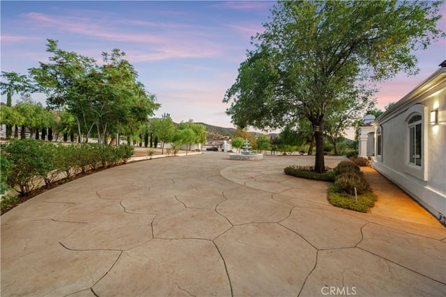 7227 Spigno Place, Agua Dulce, CA 91390 — photo 15 of 75
