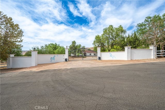 7227 Spigno Place, Agua Dulce, CA 91390 — photo 22 of 75