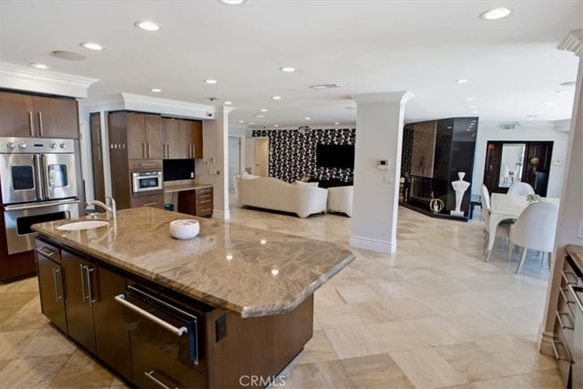5320 Louise Avenue, Encino, CA 91316 — photo 14 of 64