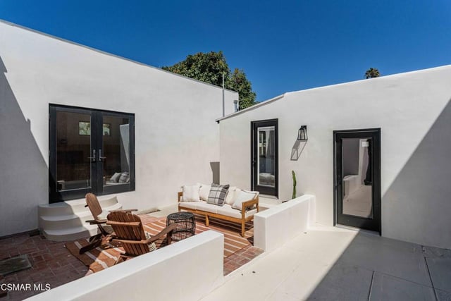 115 W Center Street, Ventura, CA 93001 — photo 24 of 32