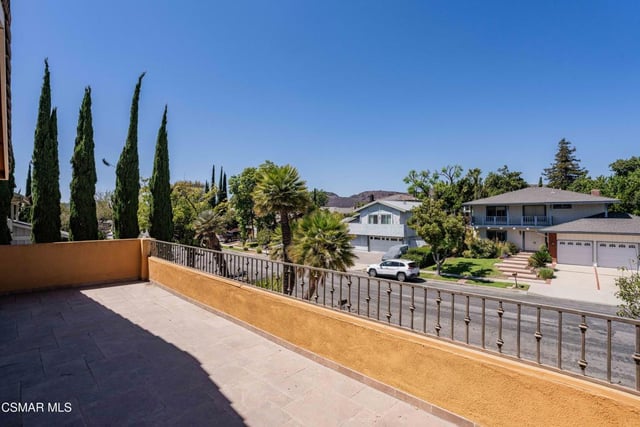688 Velarde Drive, Thousand Oaks, CA 91360 — photo 26 of 35