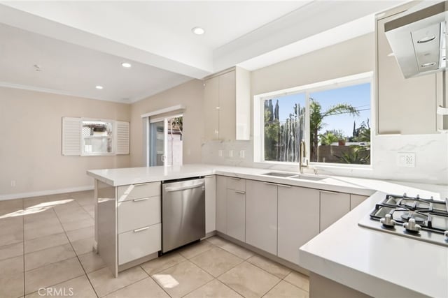 7659 Coldwater Canyon Court, North Hollywood, CA 91605 — photo 13 of 63