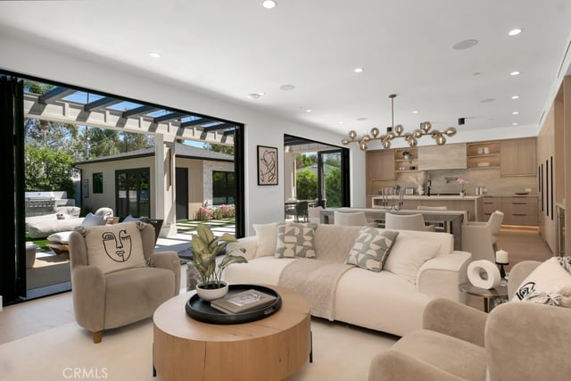 1212 Greenacre Avenue, West Hollywood, CA 90046 — photo 3 of 53