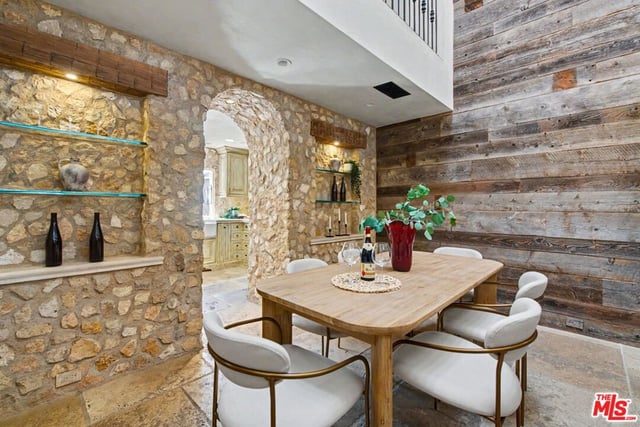 2408 34th Street 4, Santa Monica, CA 90405 — photo 15 of 35