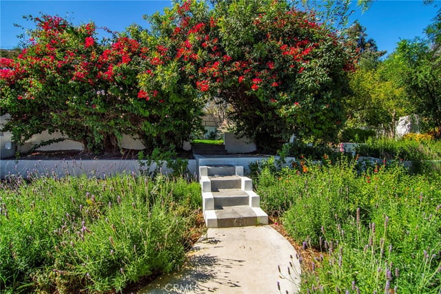 20100 Hatteras Street, Woodland Hills, CA 91367 — photo 34 of 43