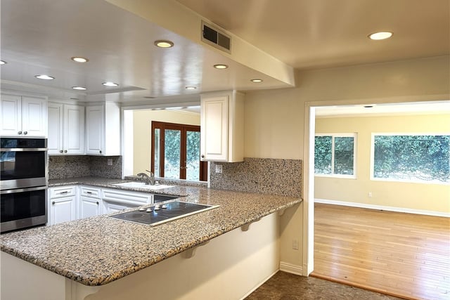6390 E Bixby Hill, Long Beach, CA 90815 — photo 17 of 34