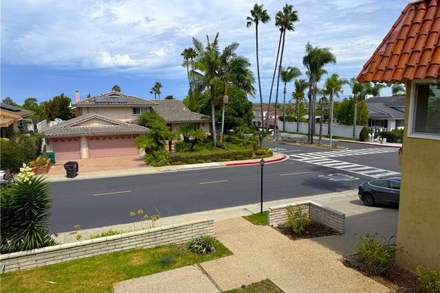 6390 E Bixby Hill, Long Beach, CA 90815 — photo 2 of 34