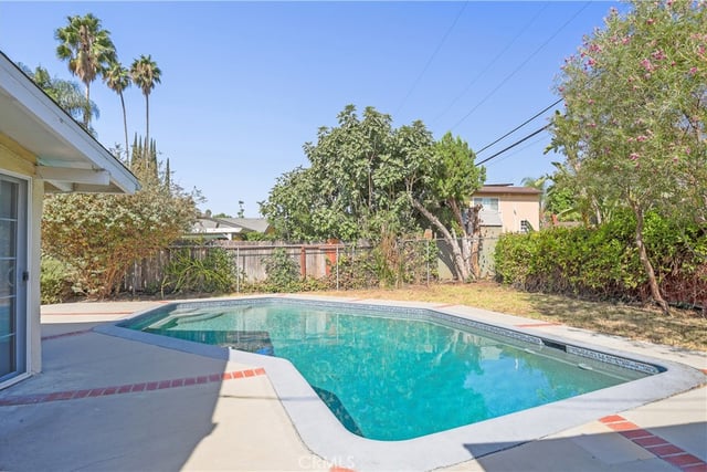 19841 Hamlin Street, Woodland Hills, CA 91367 — photo 32 of 39