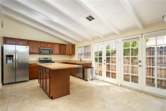19841 Hamlin Street, Woodland Hills, CA 91367 — photo 6 of 39