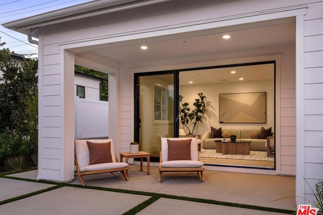 11957 Modjeska Place, Los Angeles, CA 90066 — photo 21 of 26