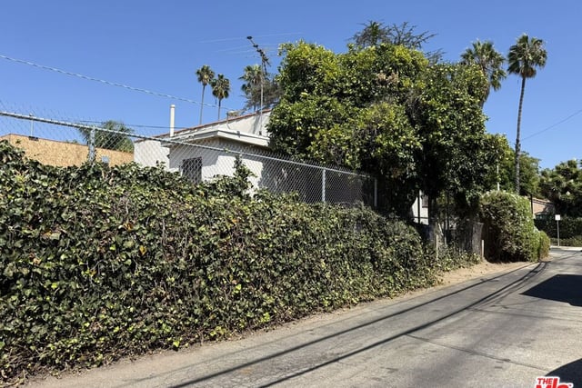 715 N Ogden Drive, Los Angeles, CA 90046 — photo 14 of 15