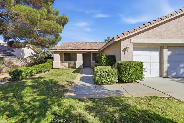 40324 Homeridge, Palmdale, CA 93551 — photo 5 of 41