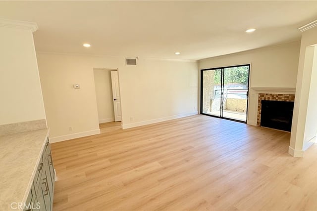 225 N Rose Street 104, Burbank, CA 91505 — photo 5 of 21