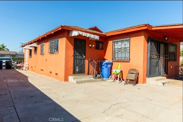5421 Repetto, Los Angeles, CA 90022 — photo 18 of 24