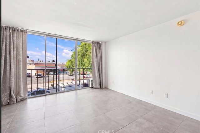 375 Atlantic Avenue 201, Long Beach, CA 90802 — photo 2 of 20