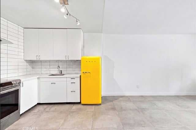 375 Atlantic Avenue 201, Long Beach, CA 90802 — photo 7 of 20