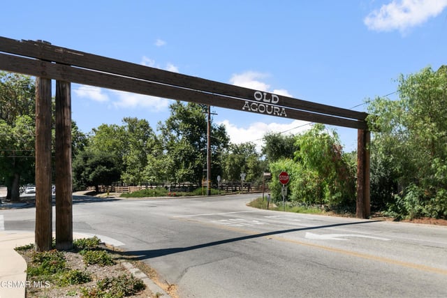 5631 Foothill Drive, Agoura Hills, CA 91301 — photo 37 of 48