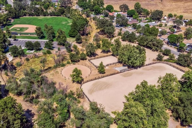 5631 Foothill Drive, Agoura Hills, CA 91301 — photo 44 of 48