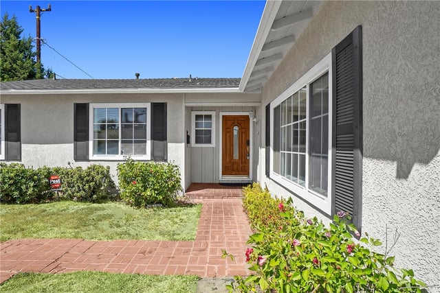 151 E Wistaria, Arcadia, CA 91006 — photo 4 of 44