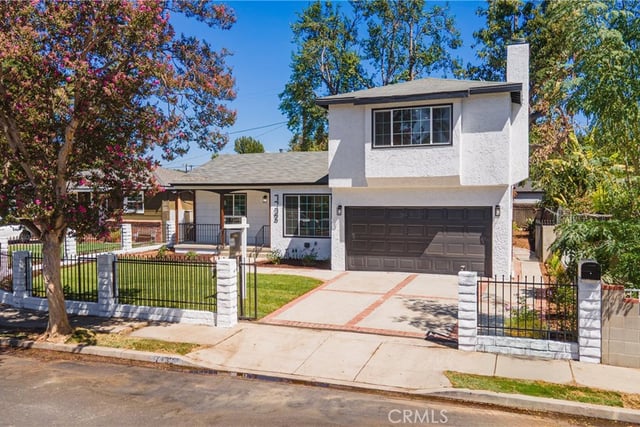 7732 Garden Grove Avenue, Reseda, CA 91335 — photo 28 of 43