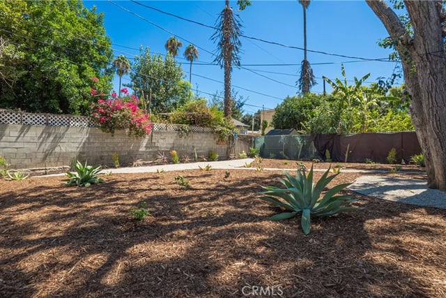 7732 Garden Grove Avenue, Reseda, CA 91335 — photo 38 of 43