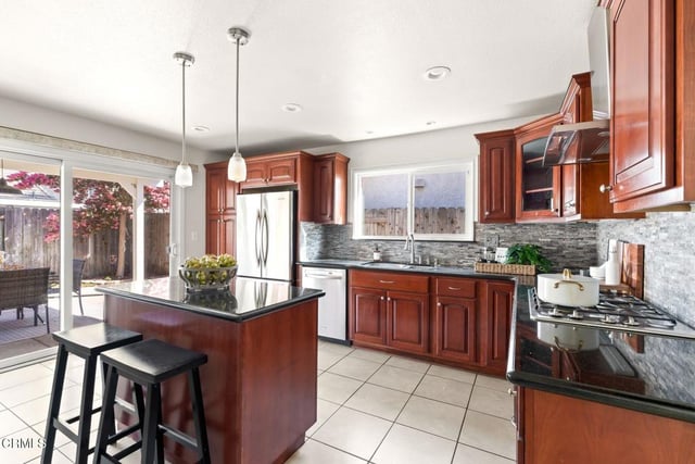 220 Camino El Rincon, Camarillo, CA 93012 — photo 11 of 30
