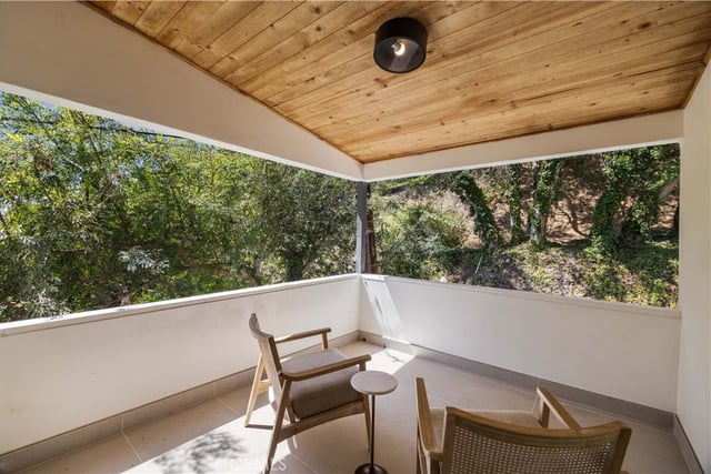 1643 San Ysidro Drive, Beverly Hills, CA 90210 — photo 22 of 53