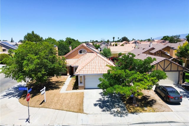 36848 Hillcrest, Palmdale, CA 93552 — photo 4 of 15