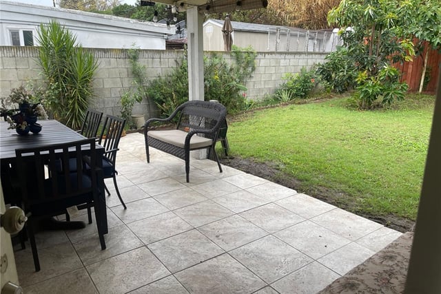 23327 Orchard, Carson, CA 90745 — photo 4 of 22