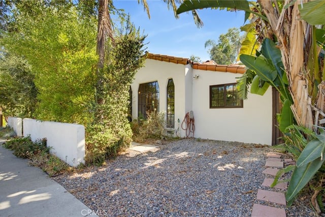 2240 Pine Avenue, Long Beach, CA 90806 — photo 25 of 27