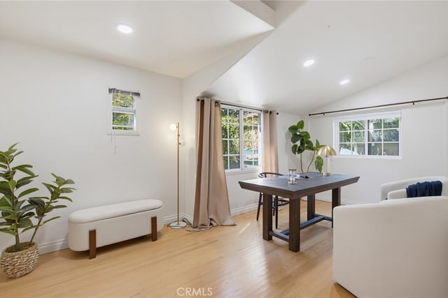 2240 Pine Avenue, Long Beach, CA 90806 — photo 5 of 27