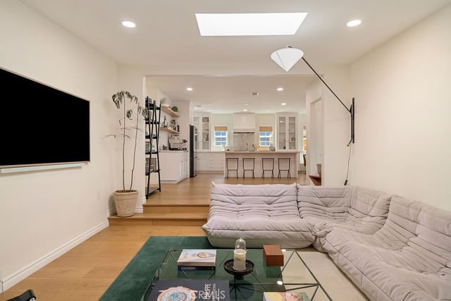 3950 Welland Avenue, Los Angeles, CA 90008 — photo 29 of 51