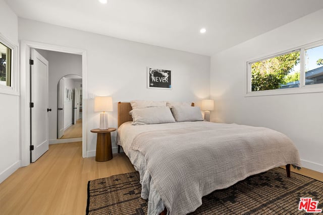 23649 Emelita Street, Woodland Hills, CA 91367 — photo 18 of 29