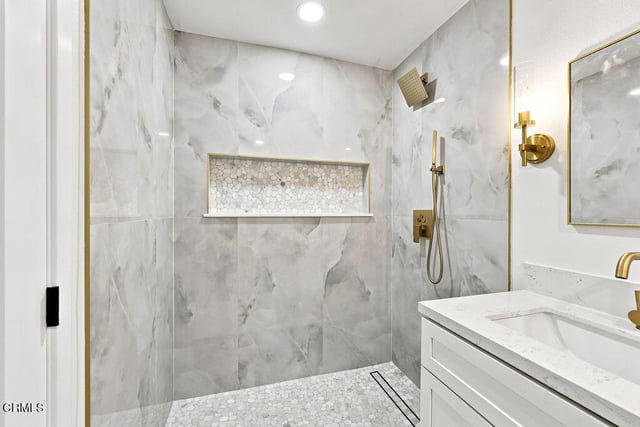 975 E Avenida De Los Arboles, Thousand Oaks, CA 91360 — photo 16 of 19
