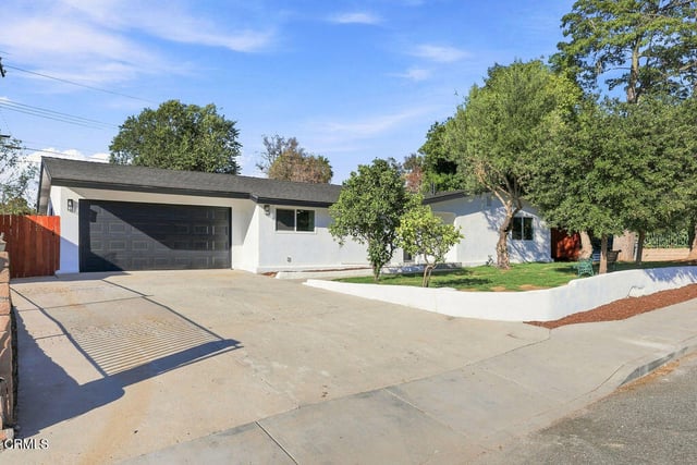 975 E Avenida De Los Arboles, Thousand Oaks, CA 91360 — photo 2 of 19