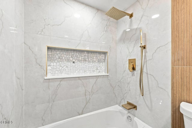 975 E Avenida De Los Arboles, Thousand Oaks, CA 91360 — photo 9 of 19