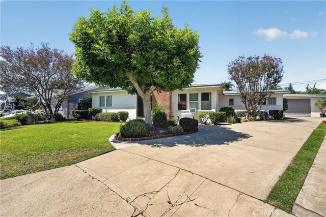 9307 Hasty Ave, Downey, CA 90240 — photo 9 of 56