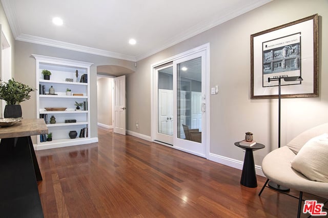 1626 S Canfield Avenue, Los Angeles, CA 90035 — photo 12 of 36