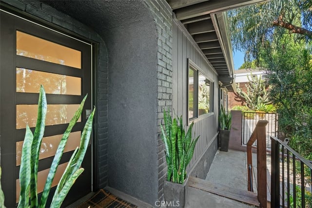 1925 Waterloo, Los Angeles, CA 90039 — photo 9 of 42