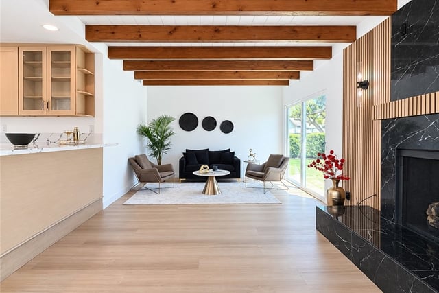 2380 Argonne, Long Beach, CA 90815 — photo 12 of 25