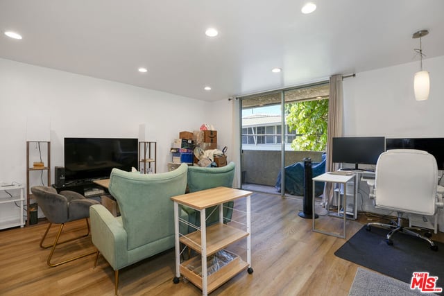 11645 Montana Avenue 222, Los Angeles, CA 90049 — photo 9 of 26