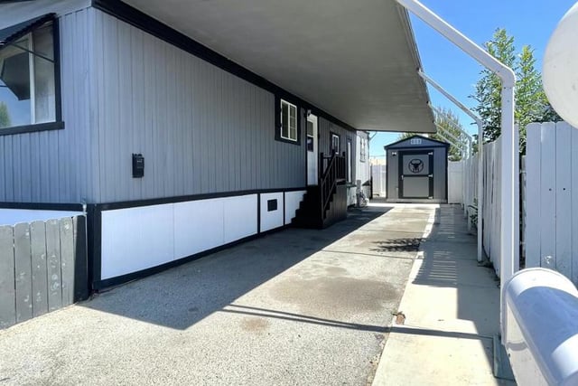 21500 Lassen Street 117, Chatsworth, CA 91311 — photo 15 of 15