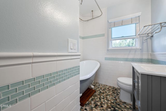 5886 Bowcroft Street 4, Los Angeles, CA 90016 — photo 9 of 14