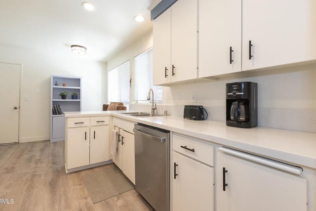 7213 Village 7, Camarillo, CA 93012 — photo 11 of 36