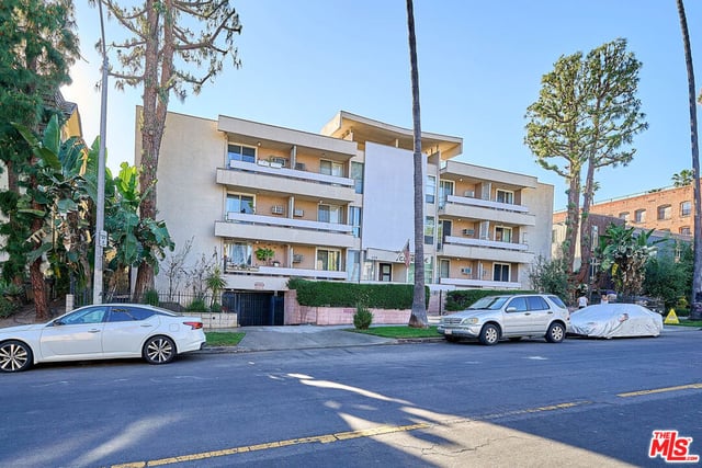 425 S Kenmore Avenue 104, Los Angeles, CA 90020 — photo 26 of 34