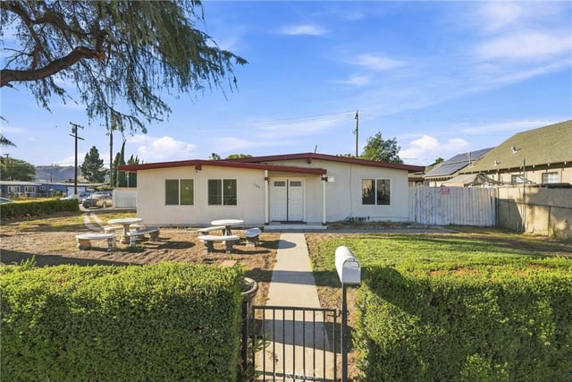 2065 W Orange Grove, Pomona, CA 91768 — photo 2 of 39