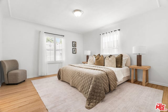 1185 Hauser Boulevard, Los Angeles, CA 90019 — photo 13 of 48